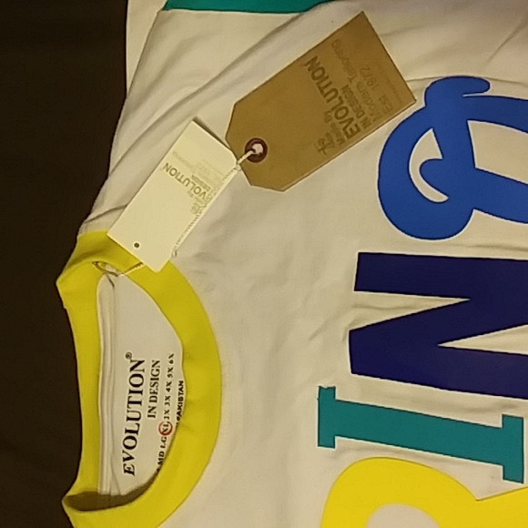 Shirt and shorts set. Evolution - Picture 4 of 4